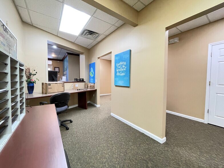 More Photos Of 5800 NW 39th Ave, Gainesville Office For Sale