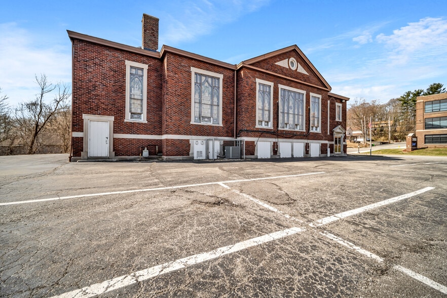 More Photos Of 803 N Wooster Rd, Barberton Religious Facility For Sale