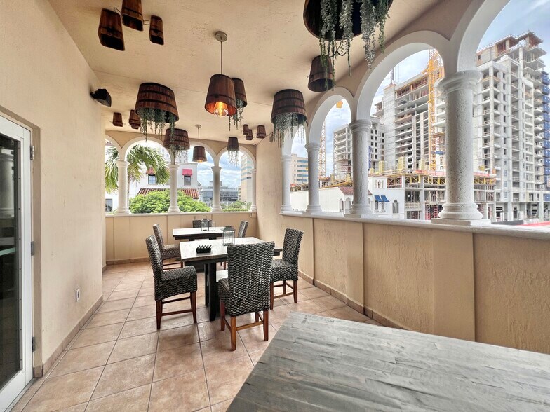 More Photos Of 223 Valencia Ave, Coral Gables Restaurant For Sale