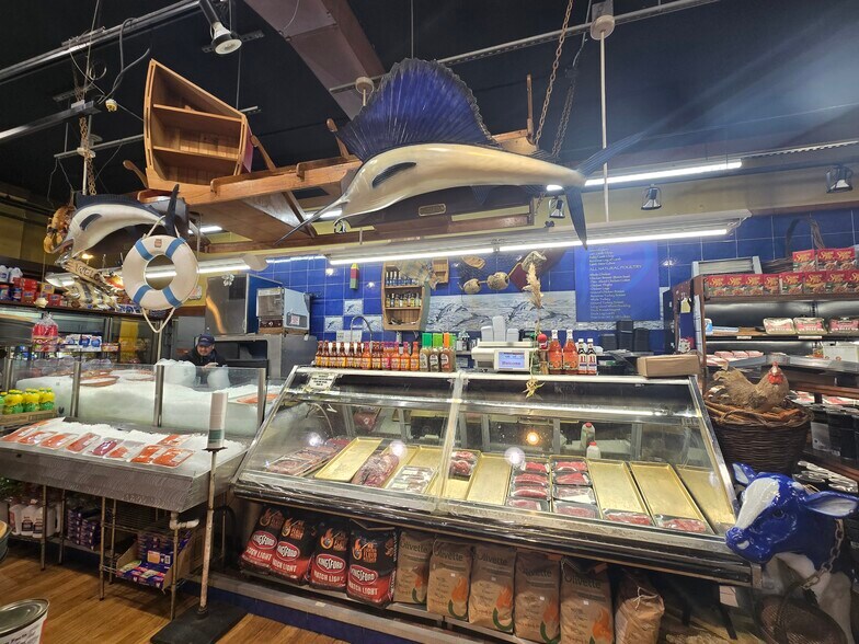 More Photos Of 226-228 Washington St, Hoboken Storefront For Sale
