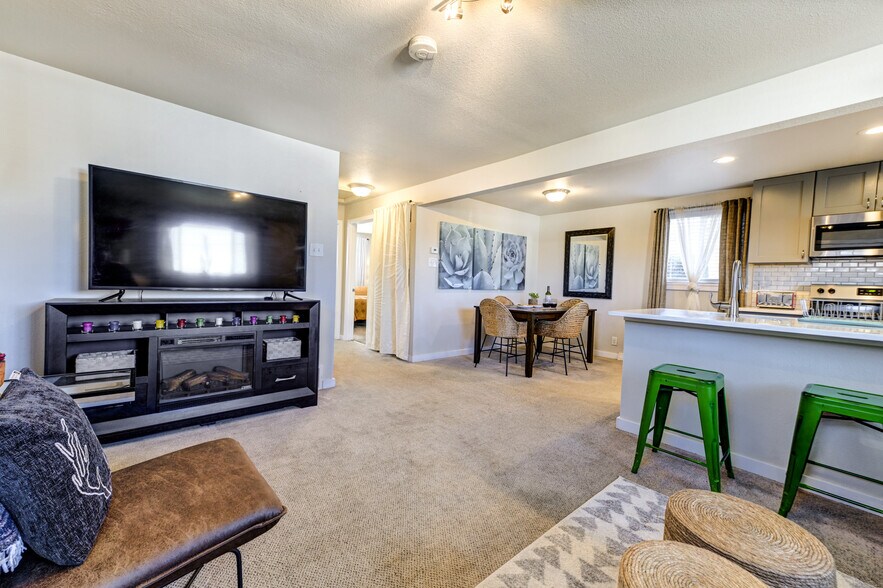 More Photos Of 6160 W 17th Ave, Lakewood Apartments For Sale