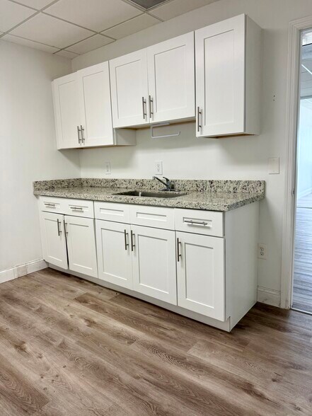 More Photos Of 1150 NW 72nd Ave, Miami Unknown For Lease