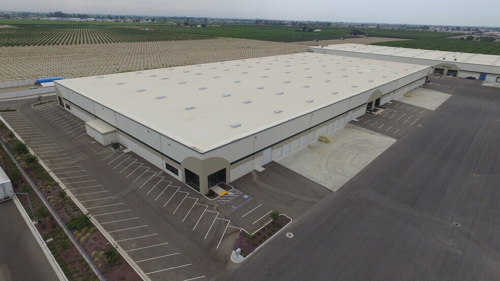 More Photos Of 4485 S Minnewawa Ave, Fresno Warehouse For Lease