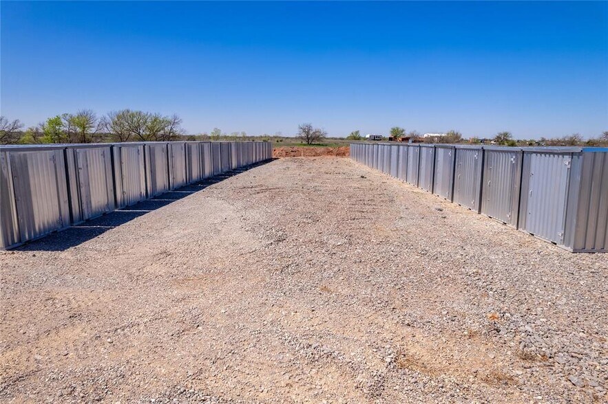 More Photos Of 3640 81 Frontage Rd hwy, Ninnekah Land For Sale