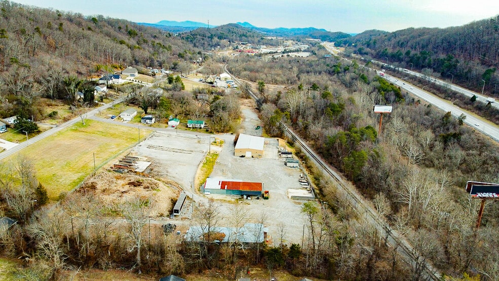 More Photos Of 4605 Vie St, Knoxville Warehouse For Lease