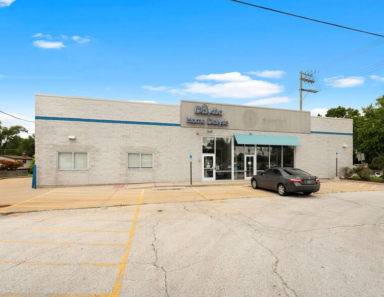 Primary Photo Of 11500 S Pulaski Rd, Alsip Storefront Retail Office For Sale