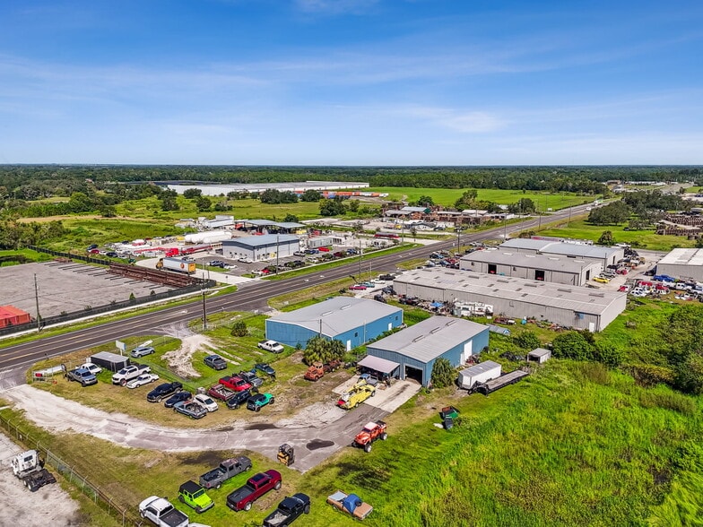 More Photos Of 1710 Turkey Creek Rd, Plant City Warehouse For Lease