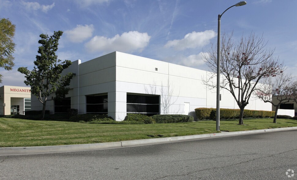 More Photos Of 1481 S Balboa Ave, Ontario Warehouse For Lease