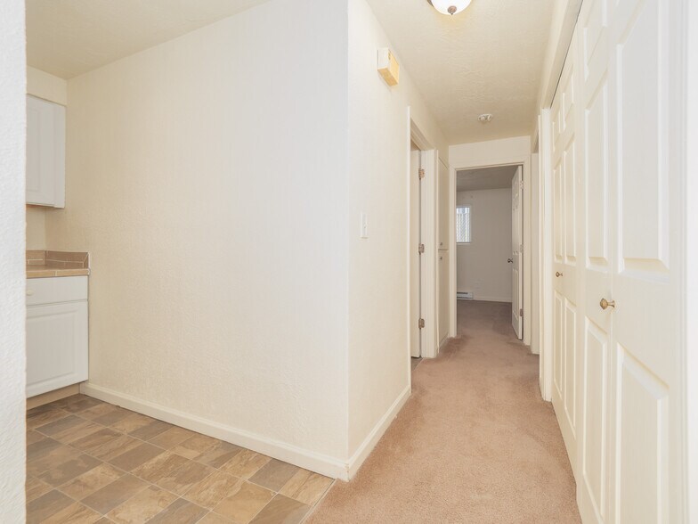 More Photos Of 1581 James St, Woodburn Multifamily For Sale