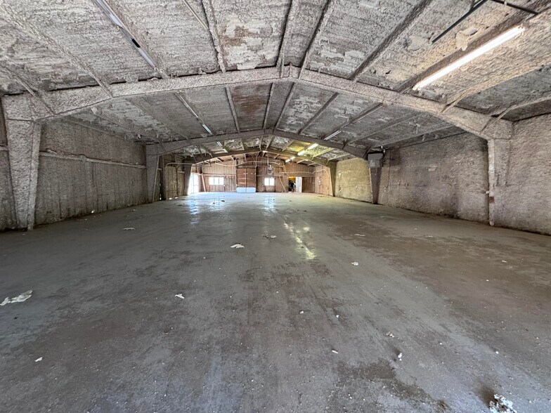 More Photos Of 1902 E 7th Pl, Tulsa Warehouse For Sale