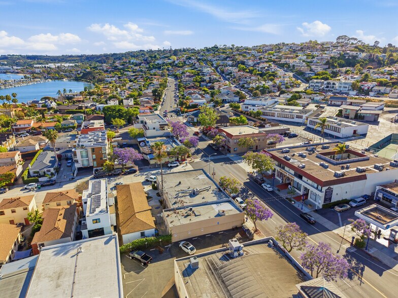 More Photos Of 1051-1065 Rosecrans St, San Diego Storefront Retail Residential For Sale