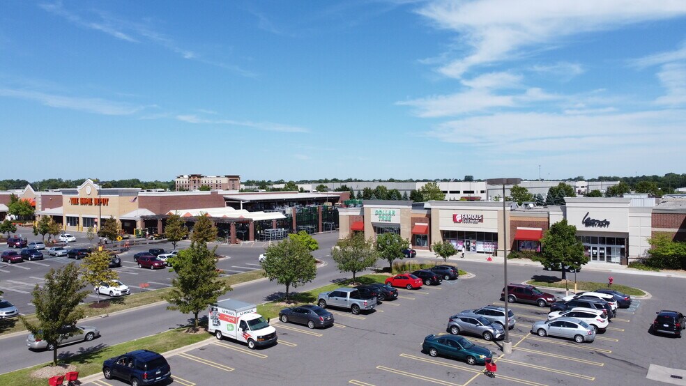 More Photos Of 28511-28599 Schoolcraft Rd, Livonia Unknown For Lease