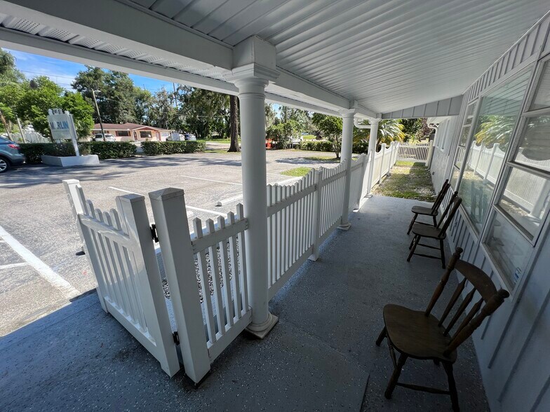 More Photos Of 505 Westbrook Ave, Brandon Office For Sale