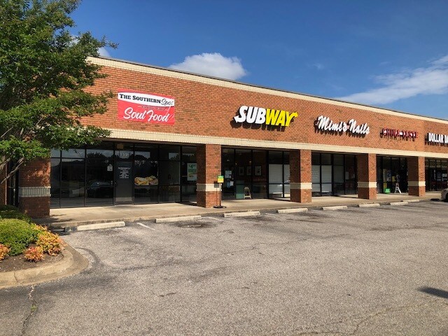 More Photos Of 1890 Berryhill, Cordova Unknown For Lease