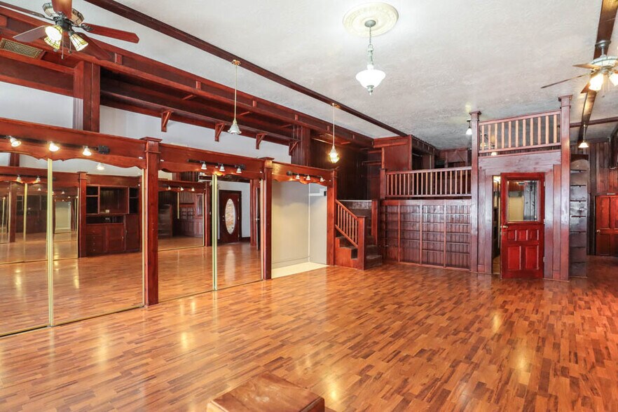 More Photos Of 16 N Main St, Payette Storefront Retail Residential For Sale