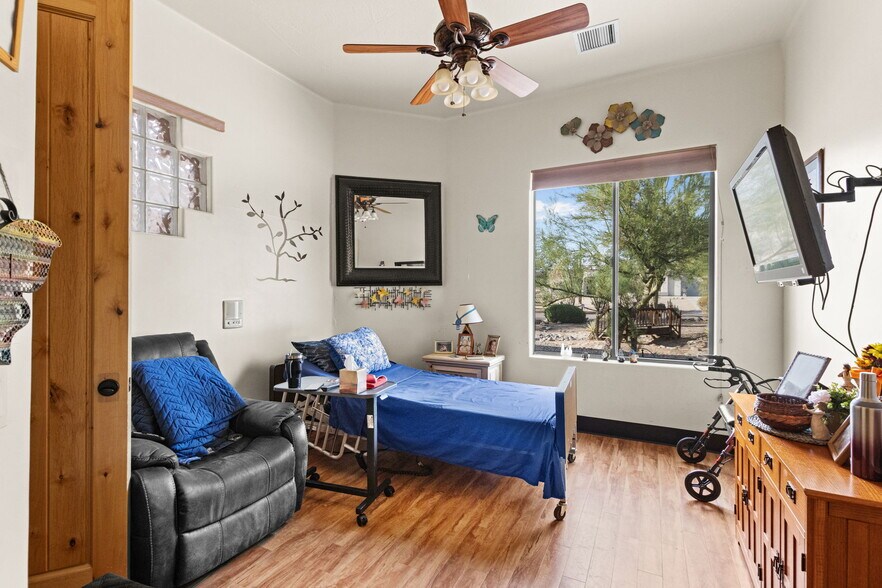 More Photos Of 10027 E Hillview St, Mesa Assisted Living For Sale