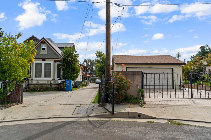 More Photos Of 716 Echandia St, Los Angeles Apartments For Sale