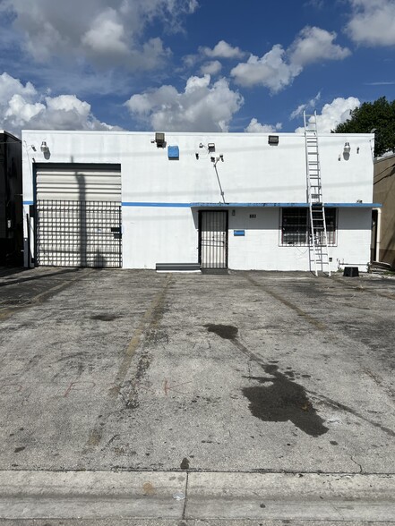 Primary Photo Of 683 W 26th St, Hialeah Service For Sale