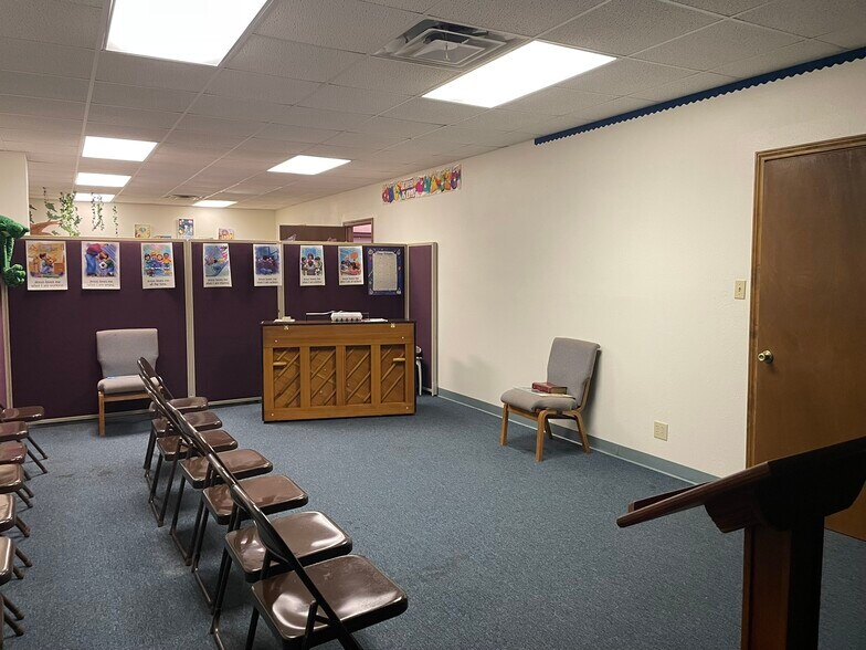 More Photos Of 11141 N Avenue L, La Porte Religious Facility For Sale