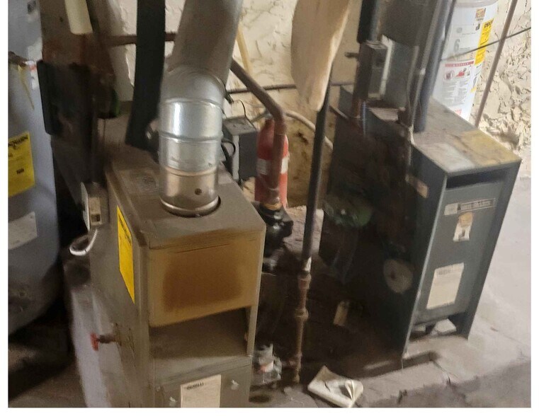 More Photos Of 1025 N 66th St, Philadelphia Office For Sale