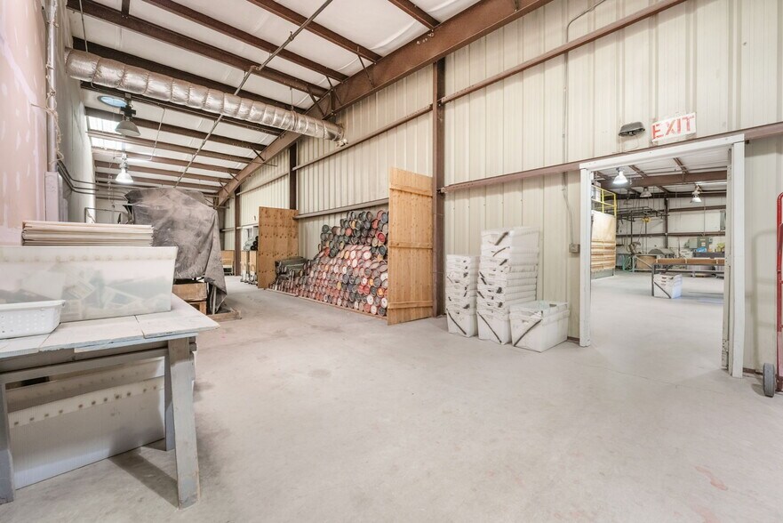 More Photos Of 480 Pat Ave, Overton Industrial For Sale