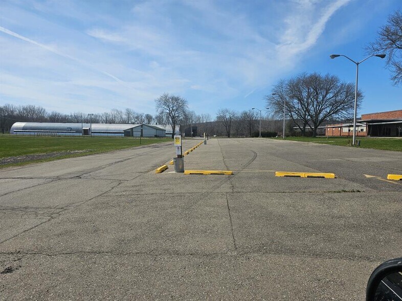 More Photos Of 100 Elm St, Owego Warehouse For Lease