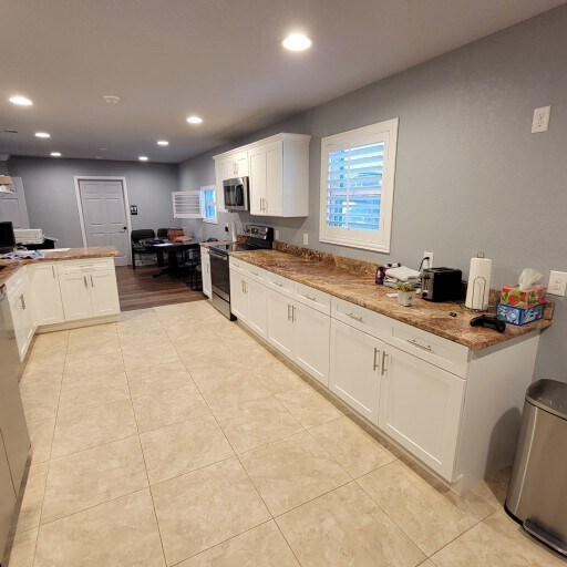 More Photos Of 230 Doris Dr, Lakeland Office Residential For Sale
