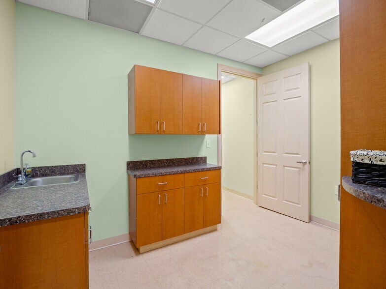 More Photos Of 336 N Babcock St, Melbourne Medical For Sale