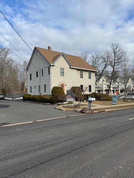 More Photos Of 630 Valley Rd, Gillette General Retail For Sale