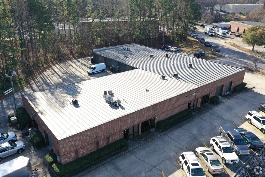More Photos Of 1411 Diggs Dr, Raleigh Warehouse For Lease