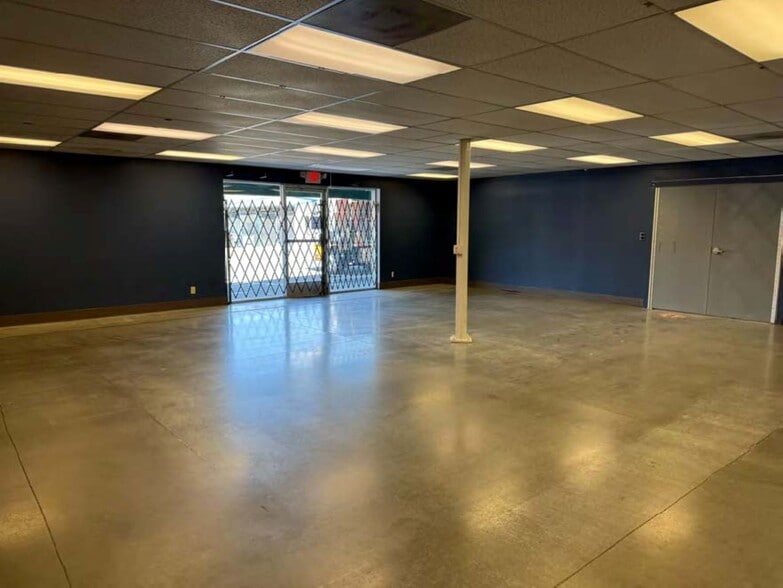 More Photos Of 120 NE 9th Ave, Portland Warehouse For Lease