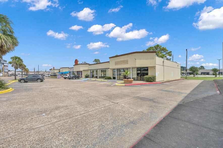 More Photos Of , Houston General Retail For Sale