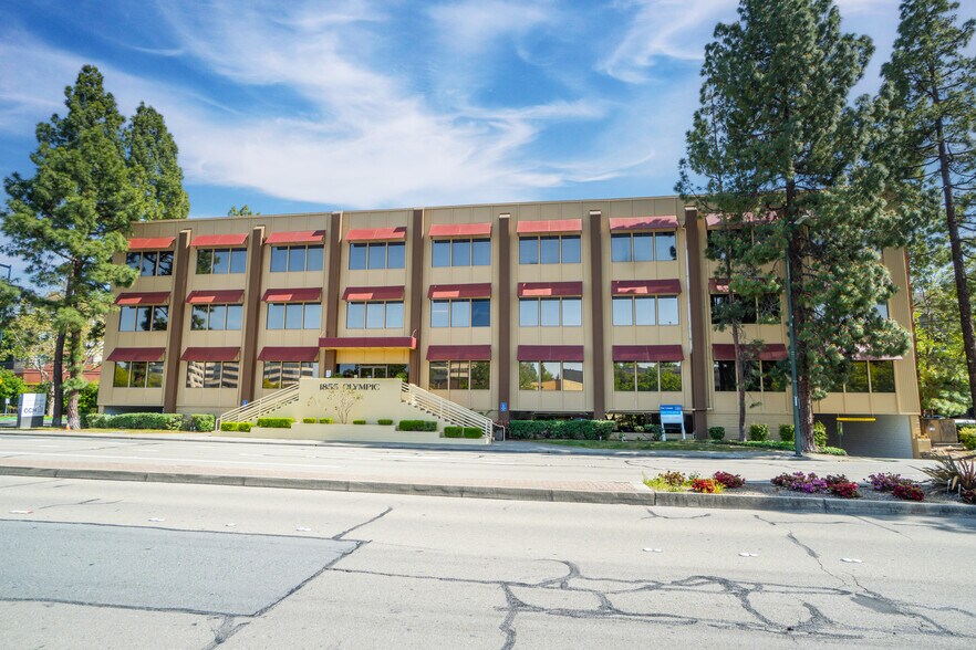 Primary Photo Of 1855 Olympic Blvd, Walnut Creek Medical For Lease