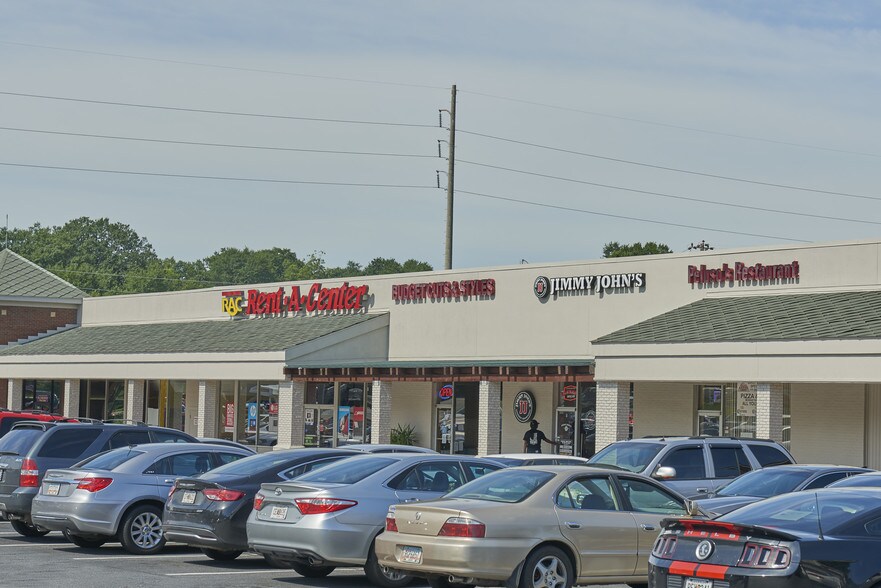 More Photos Of 4519 Woodruff Rd, Columbus General Retail For Lease