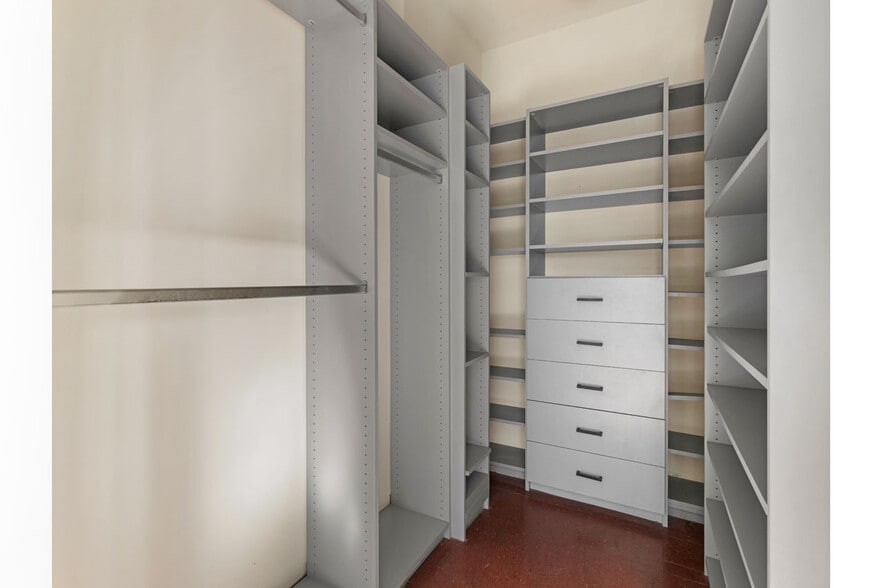 More Photos Of 1642 Elevado St, Los Angeles Multifamily For Sale