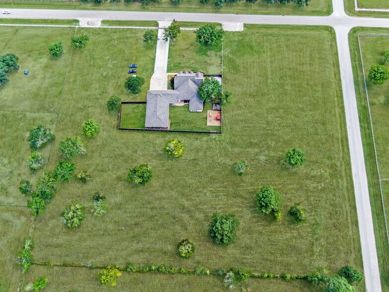 More Photos Of 30062 N Fulshear Dr, Fulshear Land For Lease