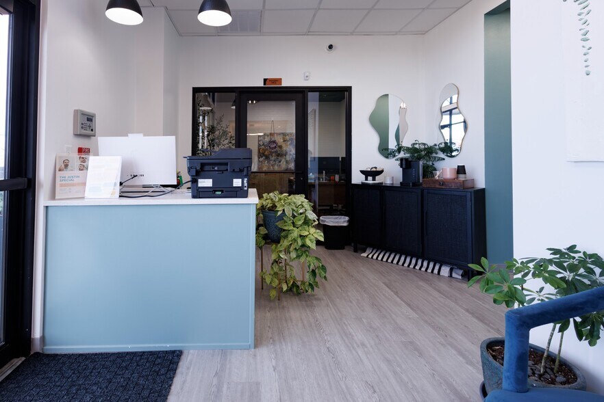 More Photos Of 101 Grant Pl, Lowell Medical For Lease