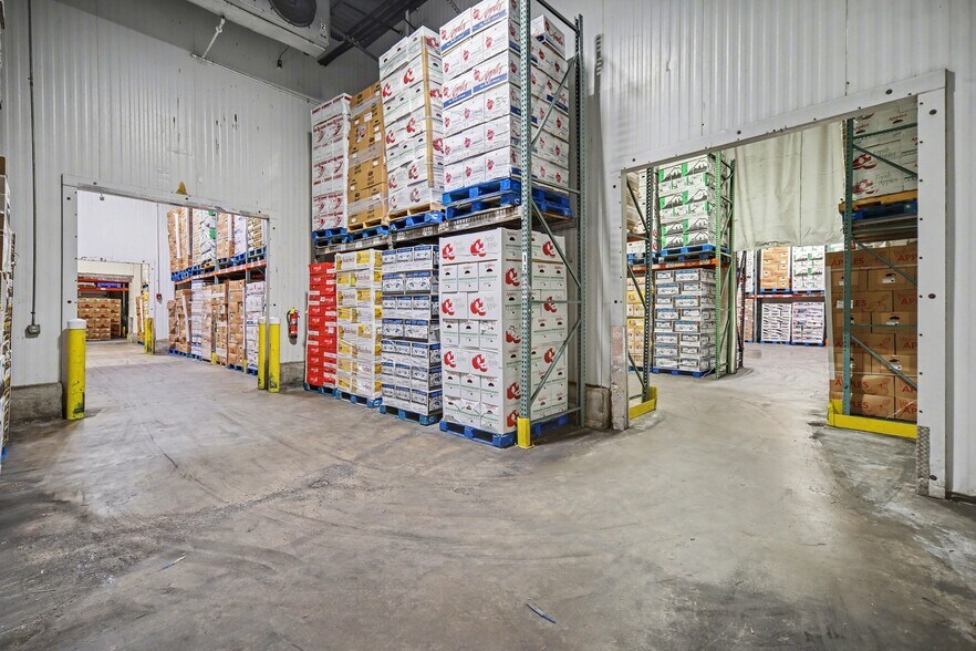 More Photos Of 10810 Withers Cove Park Dr, Charlotte Warehouse For Lease