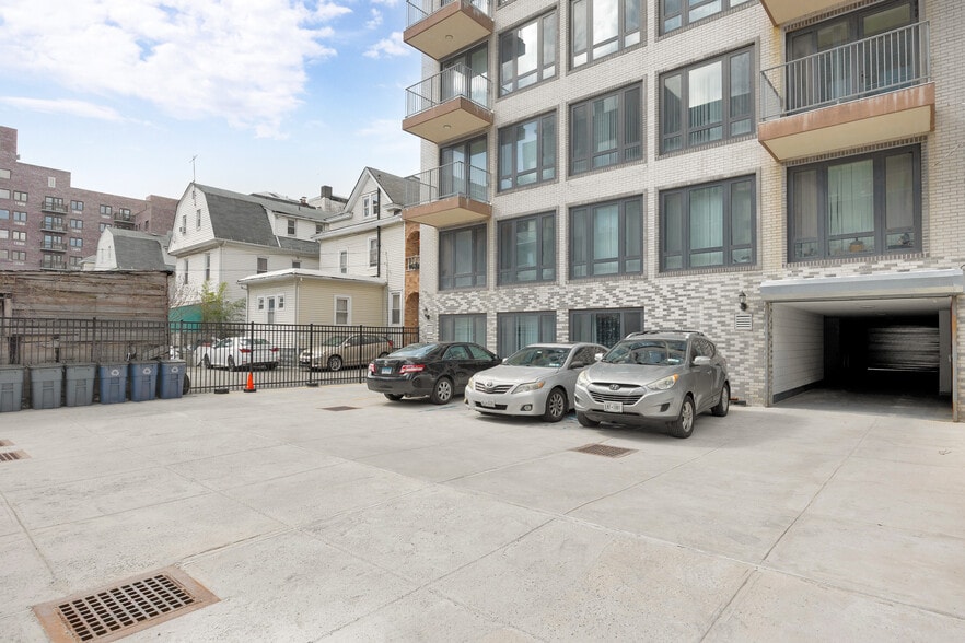 More Photos Of 148-36 89th Ave, Jamaica Apartments For Sale