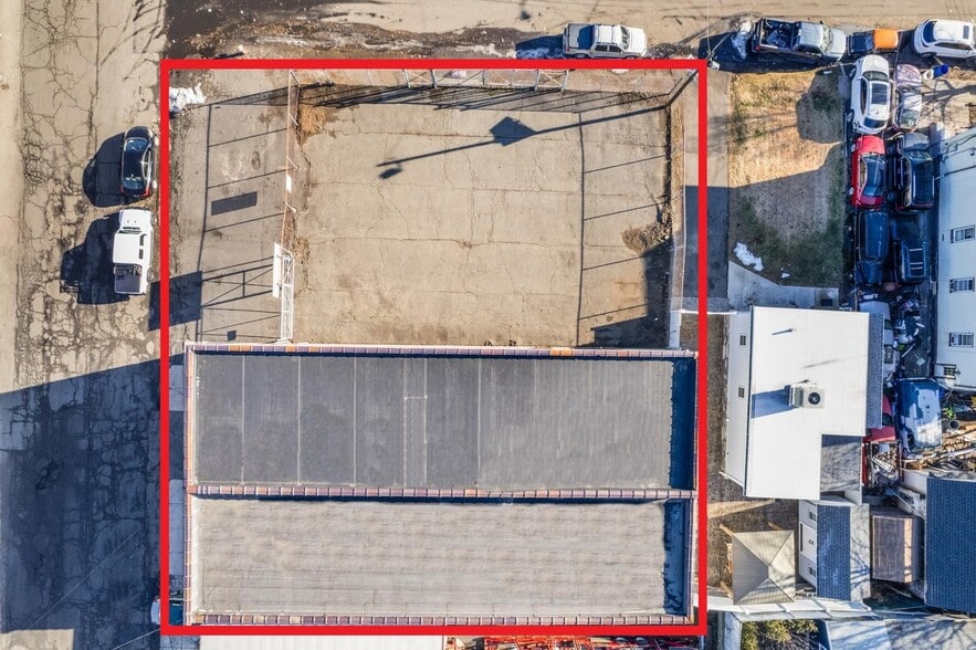 More Photos Of 72 Illinois Ave, Paterson Warehouse For Sale