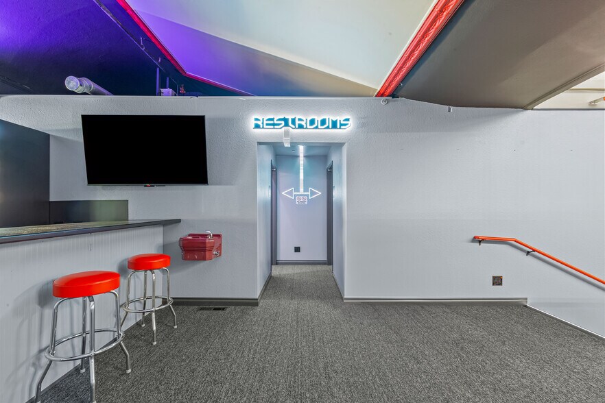 More Photos Of 714 Main St, Lewiston Movie Theatre For Sale