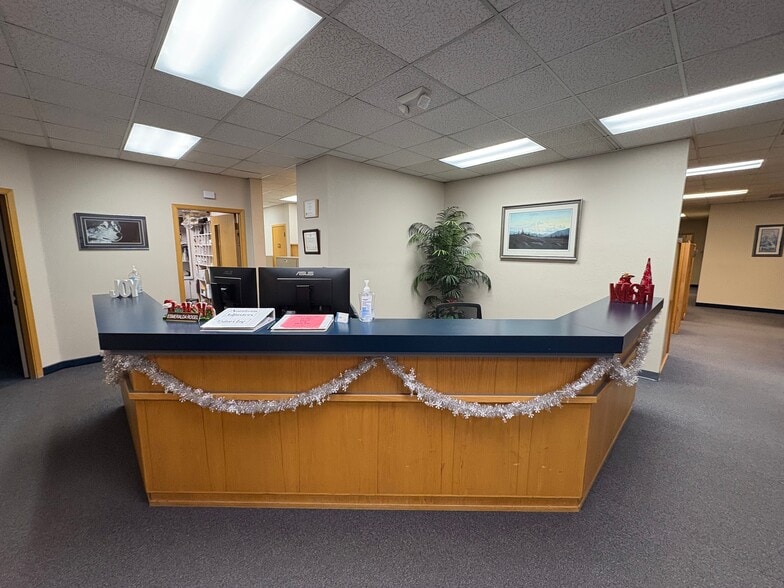 More Photos Of 1401 Rudakof Cir, Anchorage Office For Sale