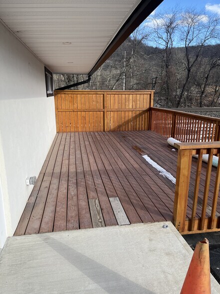 More Photos Of 192 Ny-17, Tuxedo Park Restaurant For Lease