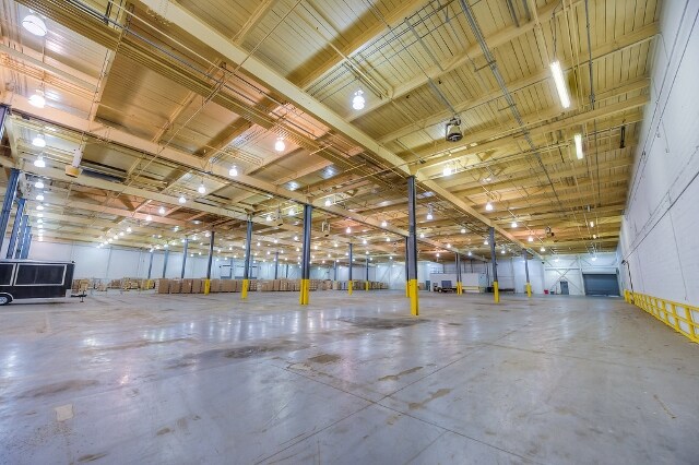 More Photos Of 901 Fontaine Rd, Phenix City Warehouse For Lease