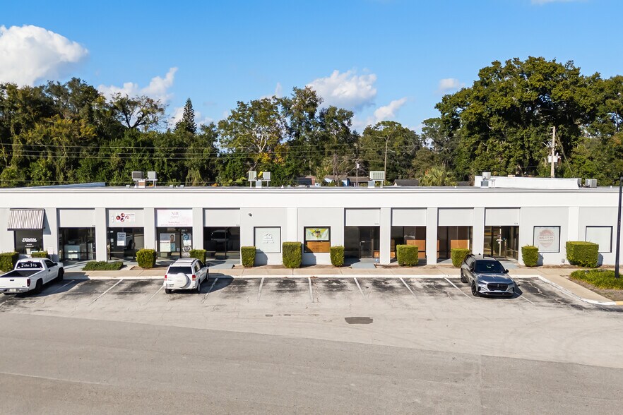 More Photos Of 102-134 Live Oaks Blvd, Casselberry Unknown For Lease