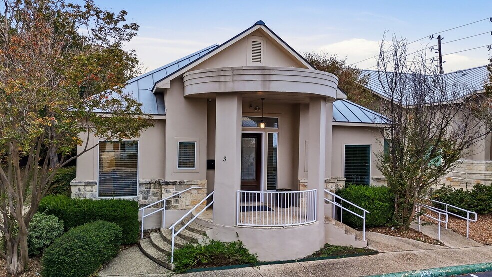 More Photos Of 15303 Huebner Rd, San Antonio Medical For Sale
