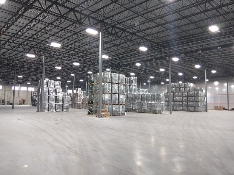 More Photos Of 3499 S Chicago St, Joliet Distribution For Lease