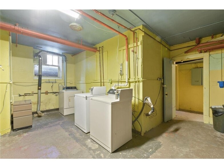 More Photos Of 2110 1st Ave S, Minneapolis Apartments For Sale