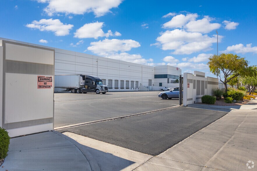 More Photos Of 4900 Engineers Way, North Las Vegas Industrial For Sale