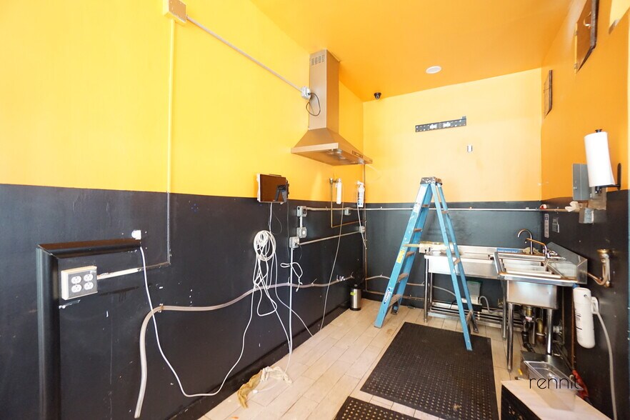 More Photos Of 279 Saint Nicholas Ave, Ridgewood Storefront Retail Residential For Lease